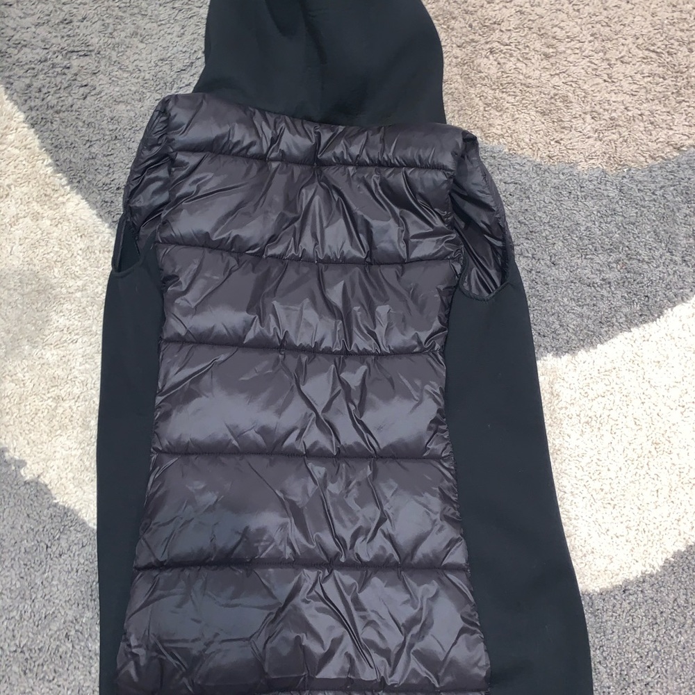 EUC Betsy Johnson puffer vest